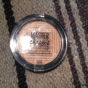 Maybelline Highlighter